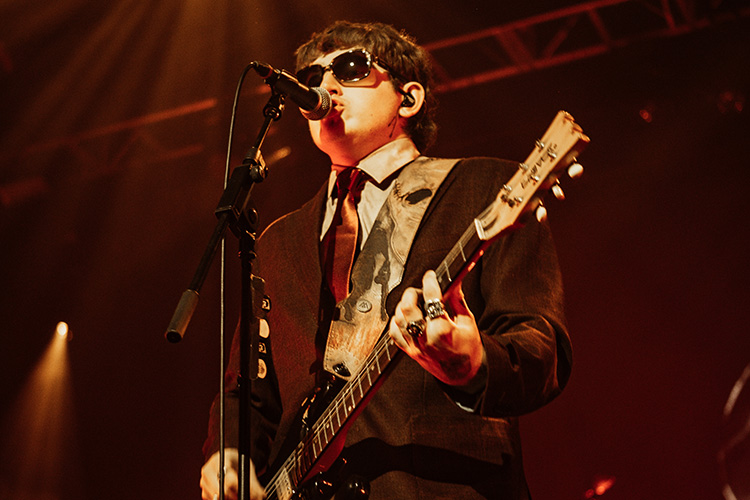 Dillom se presentará en concierto gratuito en México